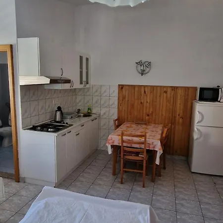 Apartments Duvnjak Omis Exterior photo