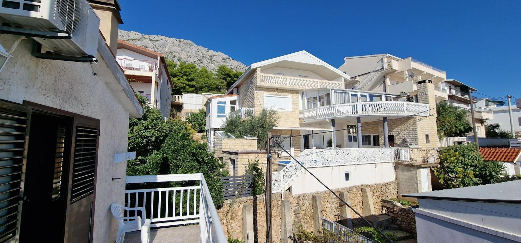 Duvnjak * Omis