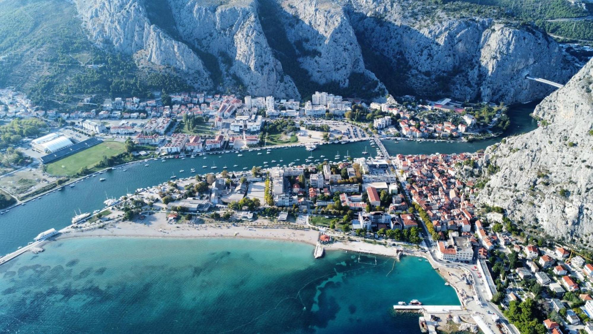 Duvnjak Apartment Omis